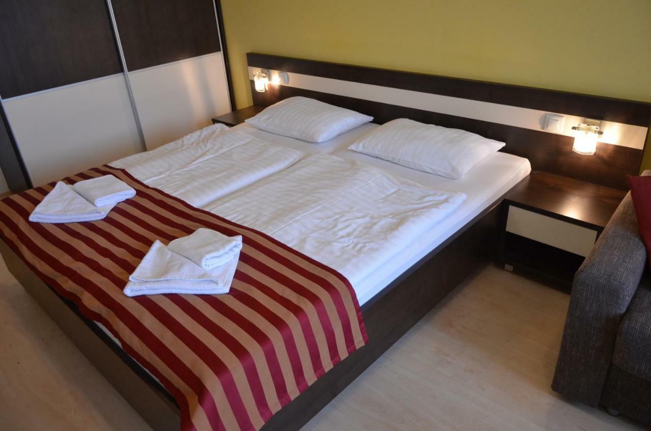 Apartman Aquapark - Hotel Бешеньова Екстер'єр фото